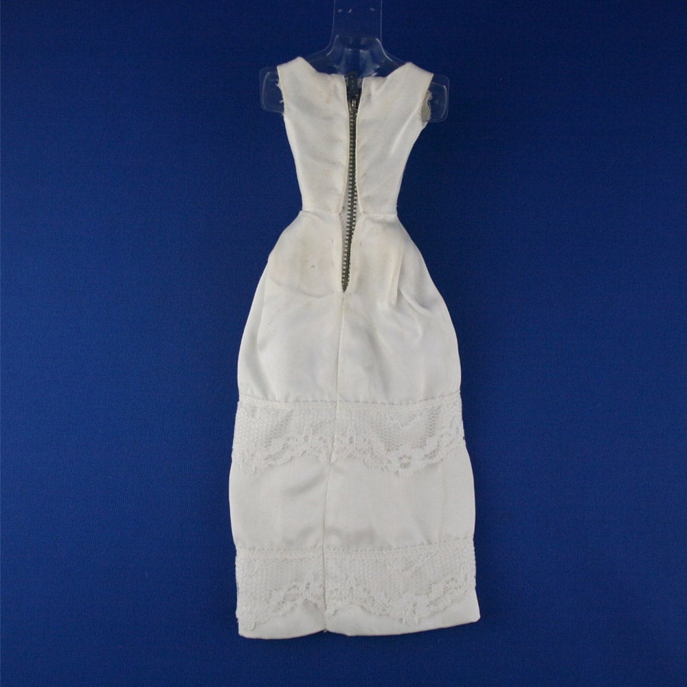 Mattel Barbie #1665 Here Comes the Bride Gown Dress