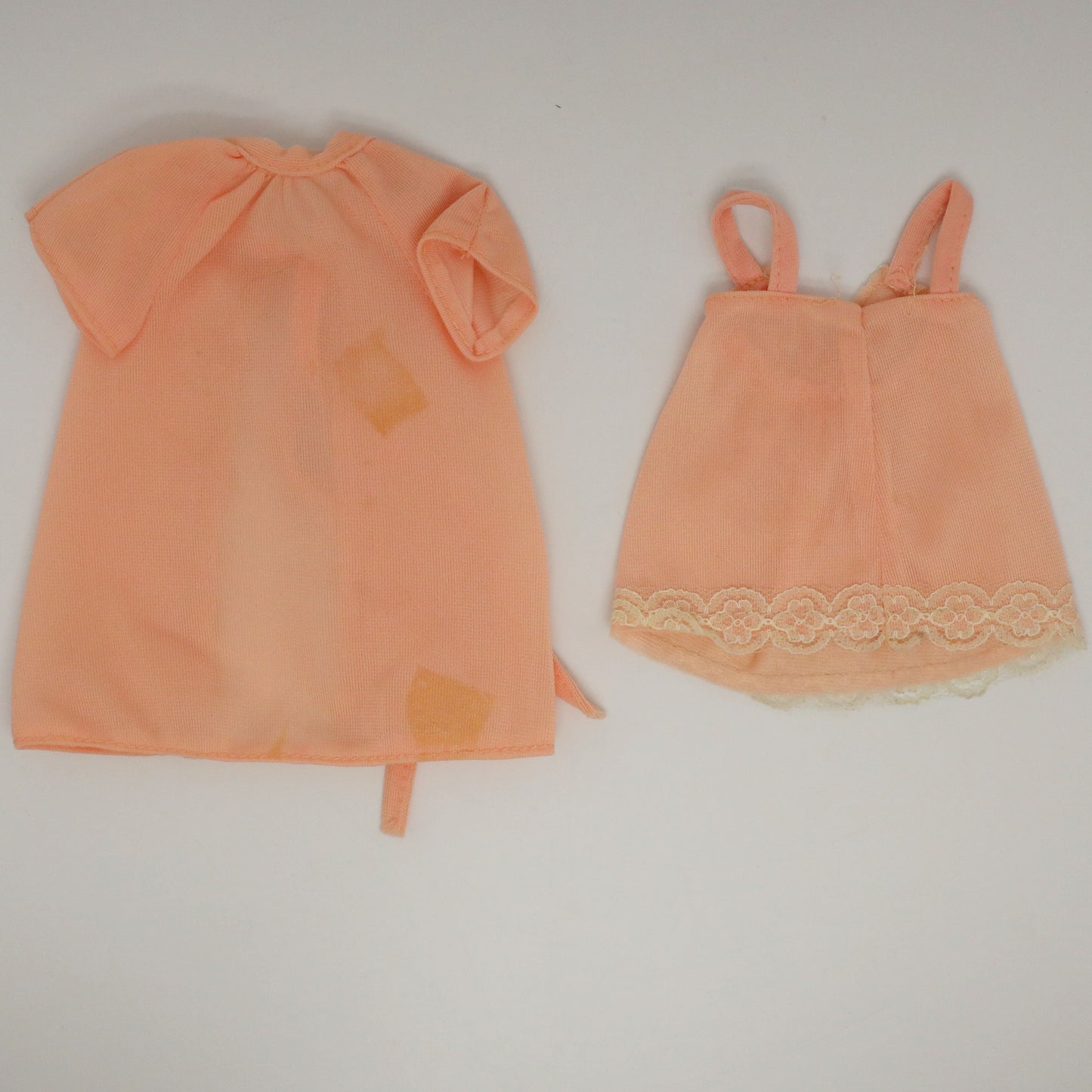 Mattel Barbie MOD Era Super Fashion Fireworks Peach Robe and Nighty