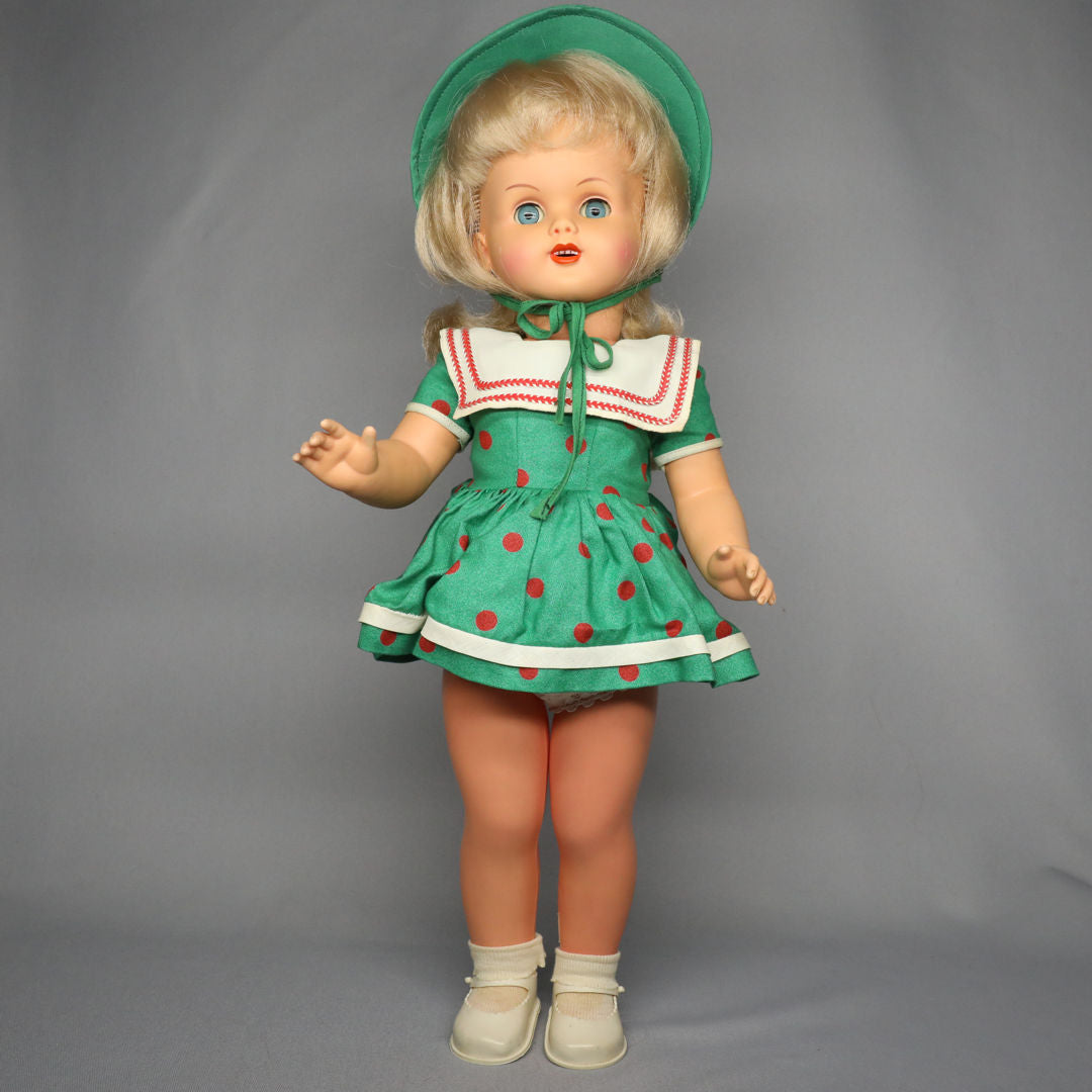 MMM Martha Maar mönchröden 18" Girl doll blond