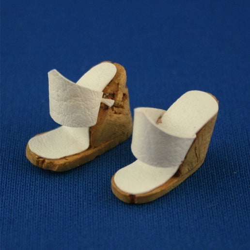 Mattel Barbie #975 Winter Holiday Complete Set