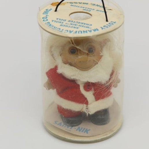 Totsy Wishnik Troll 3" Saint-nik 310 NRFB (Santa)