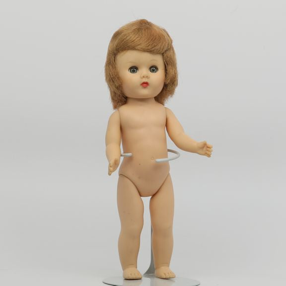 Vogue 1960s Ginny doll 8 in.
