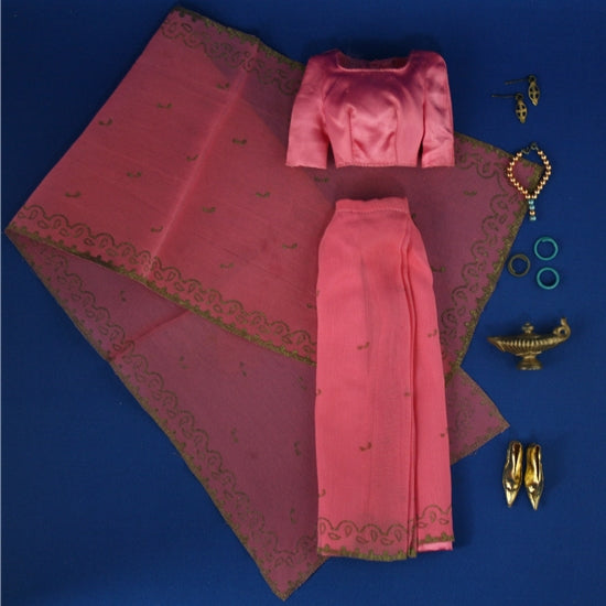 Mattel Barbie Little Theater Arabian Nights Almost Complete Set