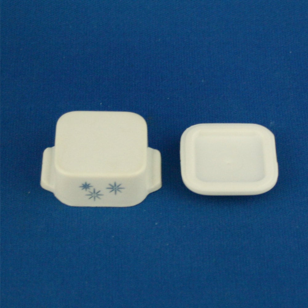 Mattel Barbie Vintage 1960s Casserole Dish