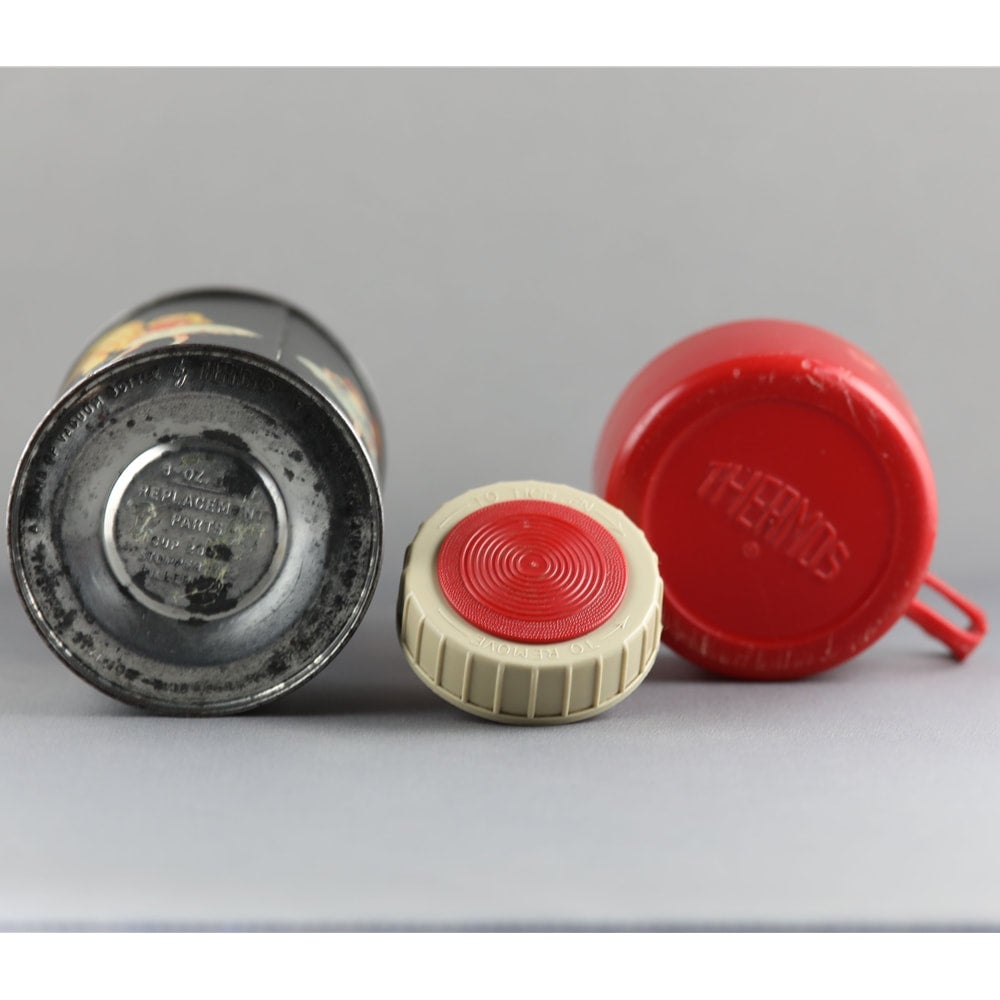 Thermos Brand Mattel Barbie, Midge, Skipper 1965 thermos