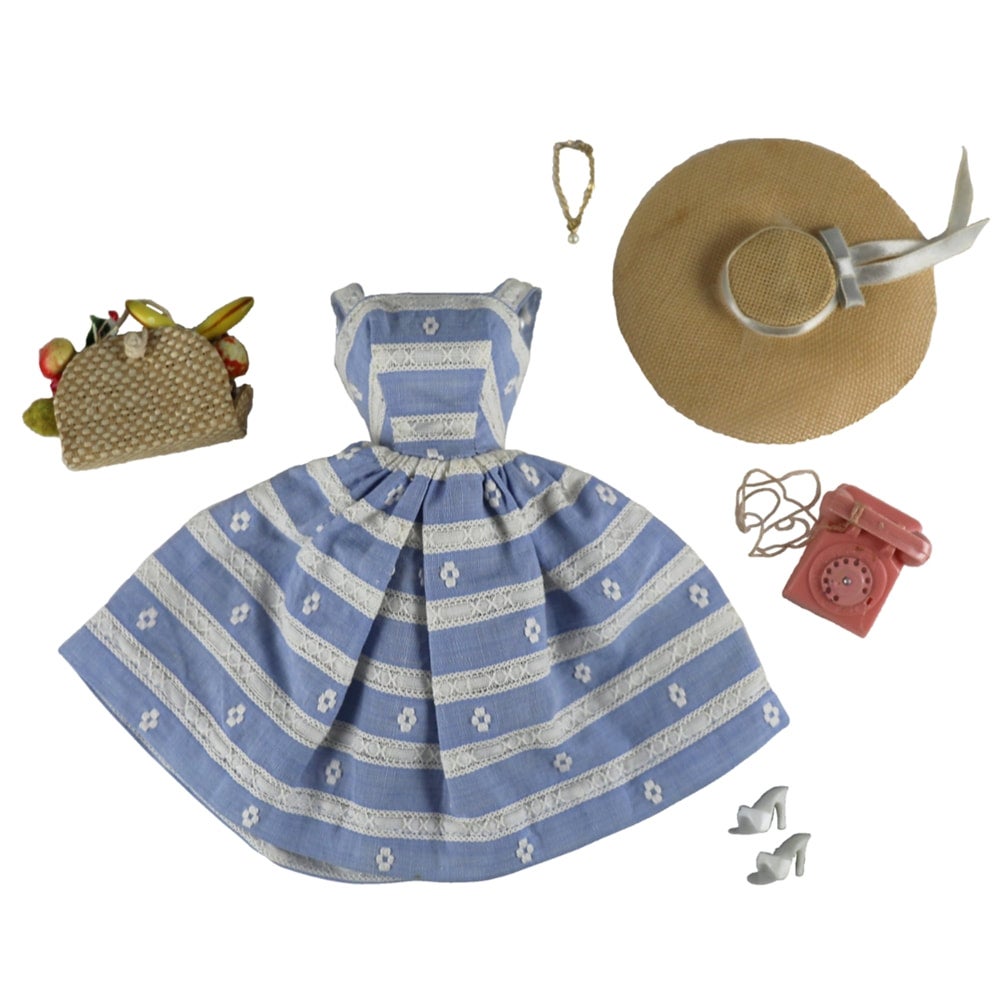 Mattel Barbie #969 Suburban Shopper Complete Set