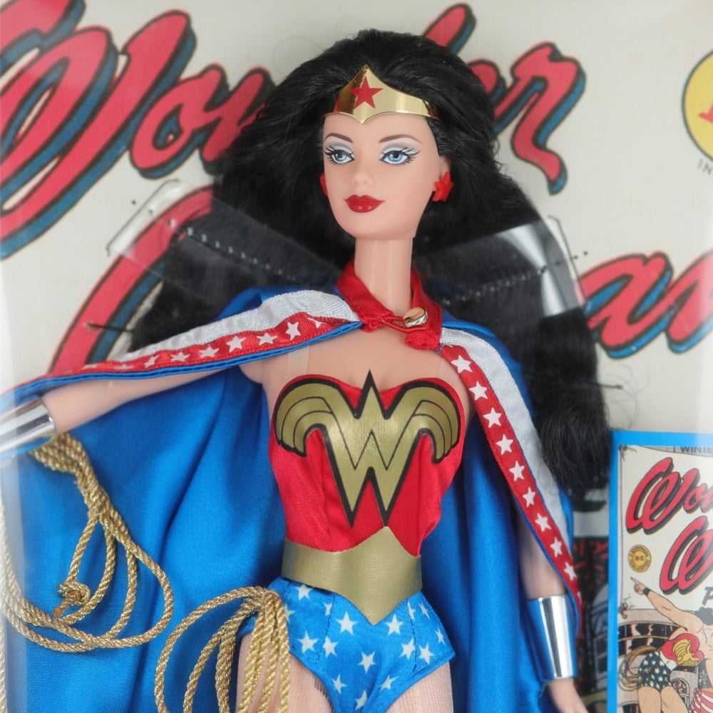 1999 Barbie as Wonder Woman Collector's Edition