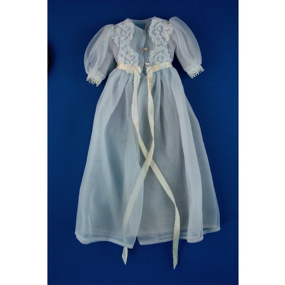Mattel Barbie #1636 Sleeping Pretty Robe