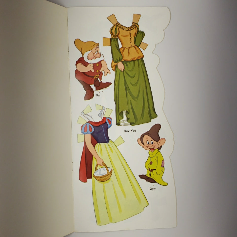 Whitman 1974 Walt Disney's Snow White Doll Book New Uncut