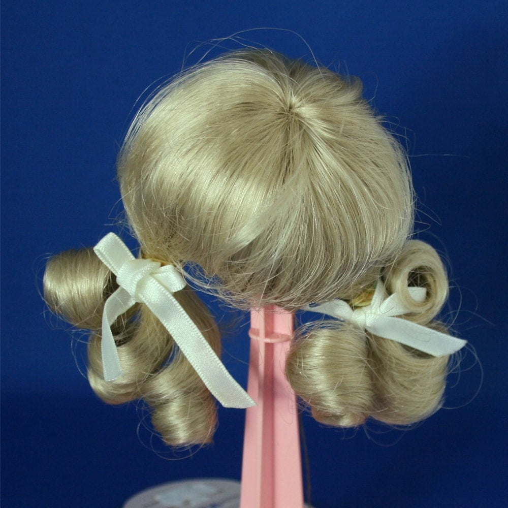 Doll Wigs Size 6-7