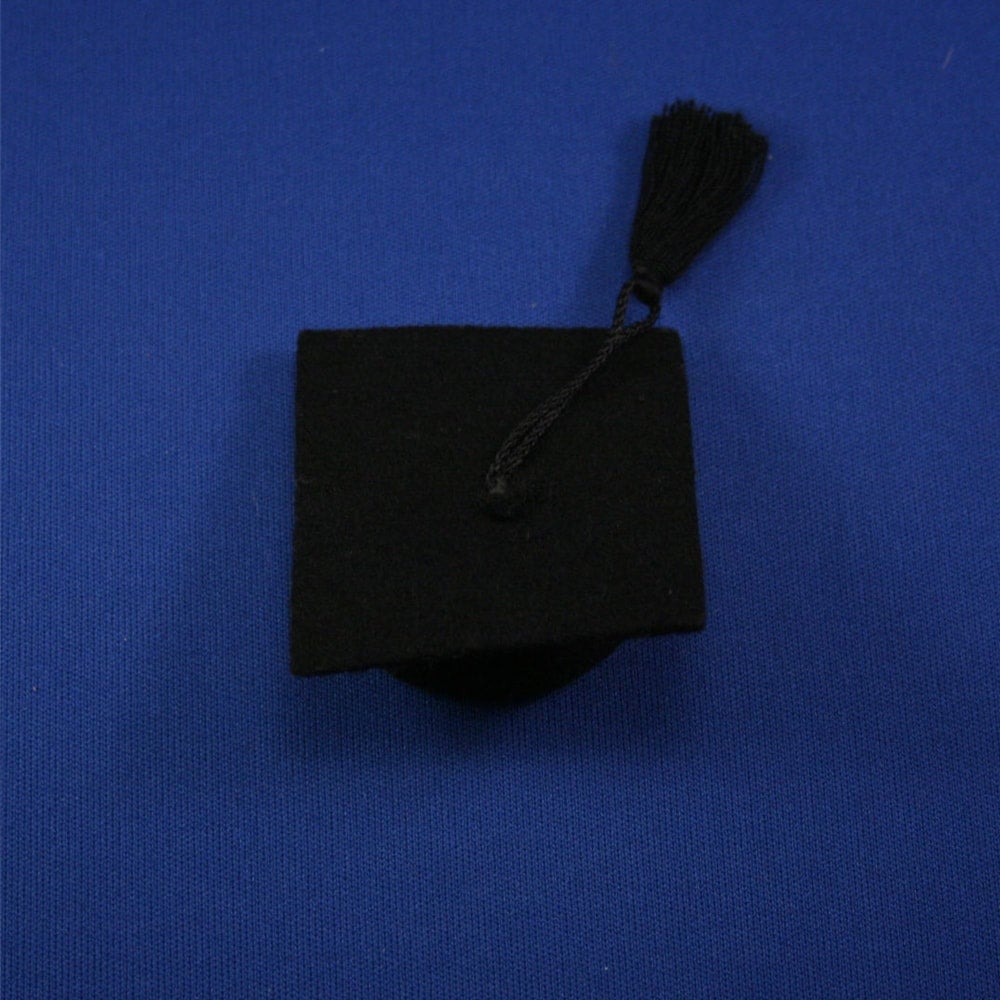 Mattel Barbie #945 Graduation Mortarboard Cap Hat with Tassel