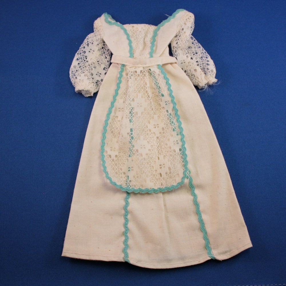 Mattel Barbie MOD Era Best Buy #7824 Gown and Apron