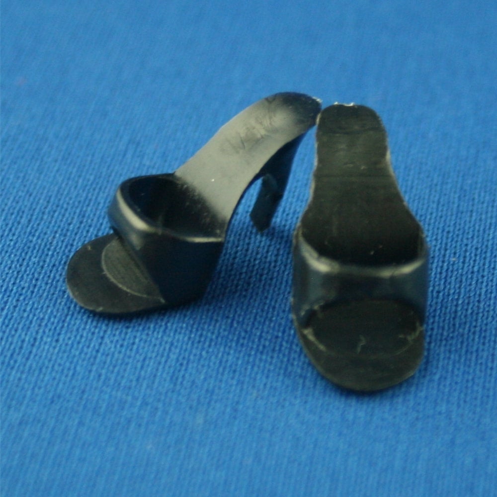 Mattel Barbie #976 Sweater Girl Complete Set