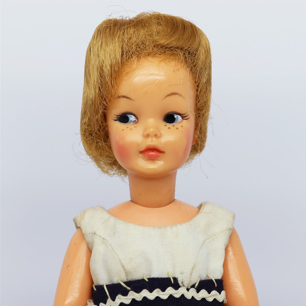 Ideal Pepper Straight Leg Doll