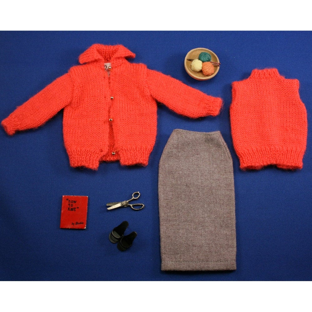 Mattel Barbie #976 Sweater Girl Complete Set