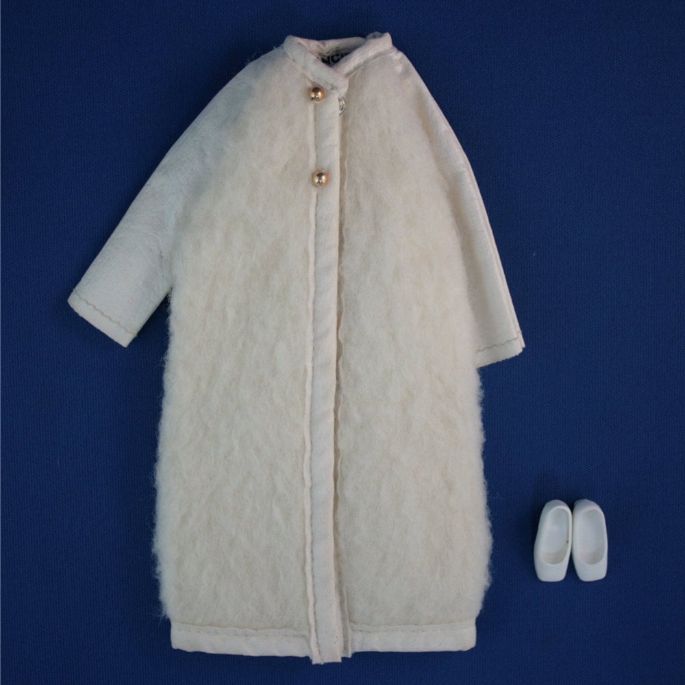 Mattel Francie MOD Era Frosty Fur Complete Set