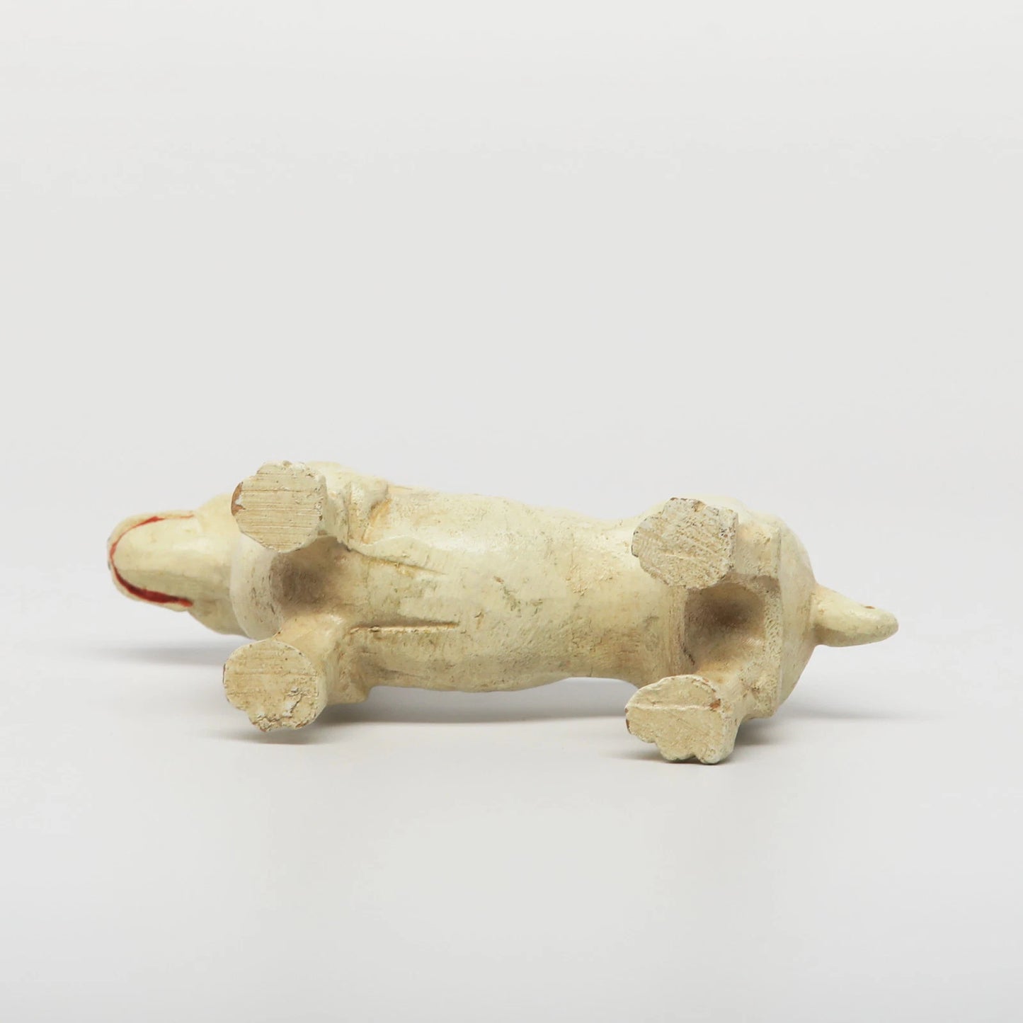 Vintage Syroco-like Wood White Dachshund 2.25" x 4.5"
