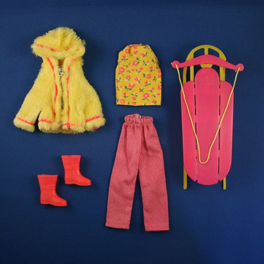 Mattel Skipper Goin' Sleddin' Complete Set