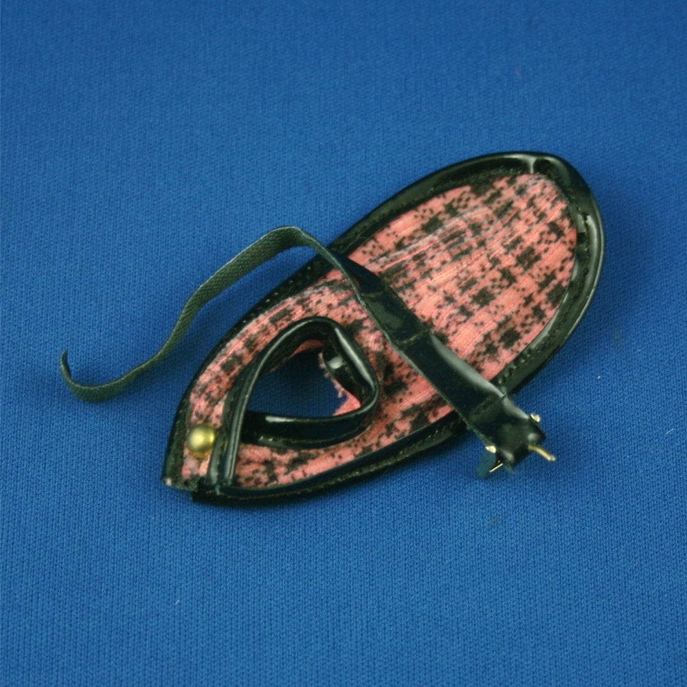 Mattel Barbie #1613 Dog 'N Duds Plaid Coat
