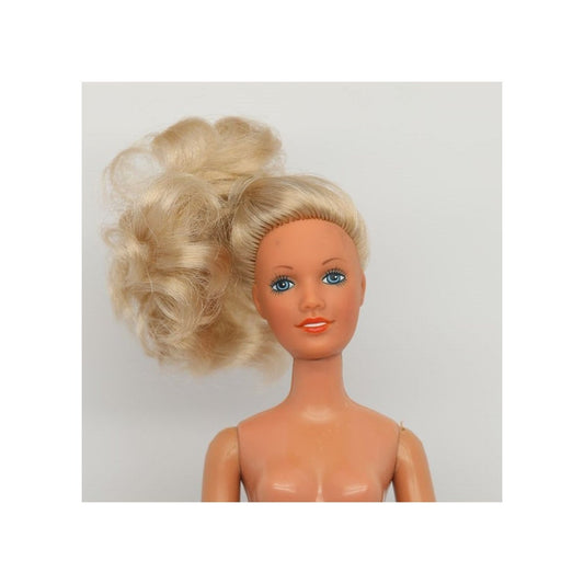 Kenner Cover Girl Darci Doll Blond