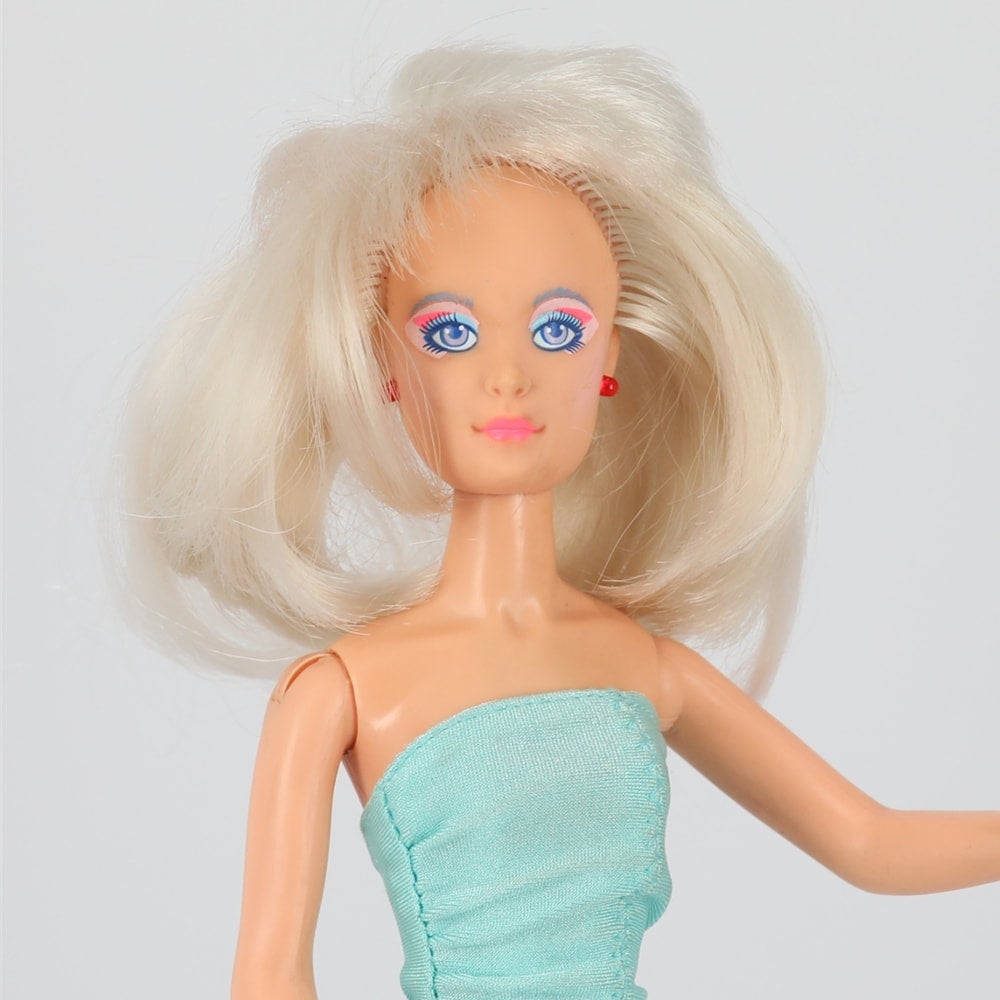 Hasbro 1986 Jem and the Holograms Jerrica Doll in "Command Performance" WORKS