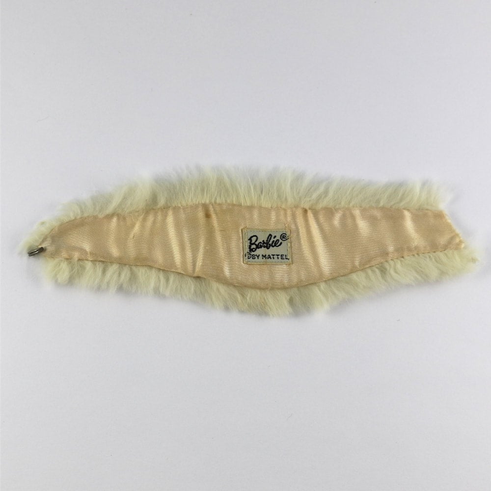 Fur Stole (PAK version with label)