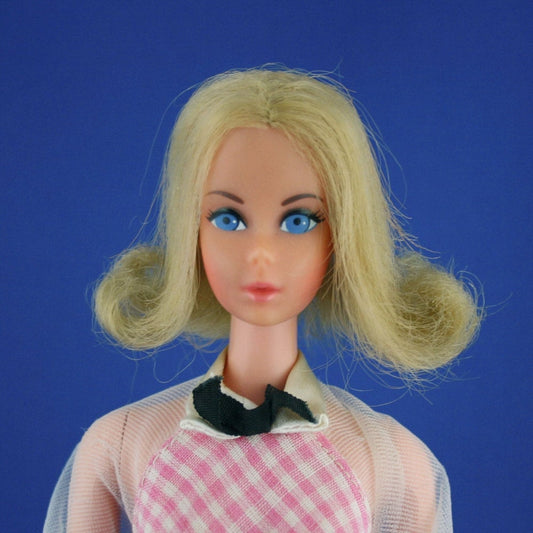 Mattel Barbie Quick Curl 1st Issue doll