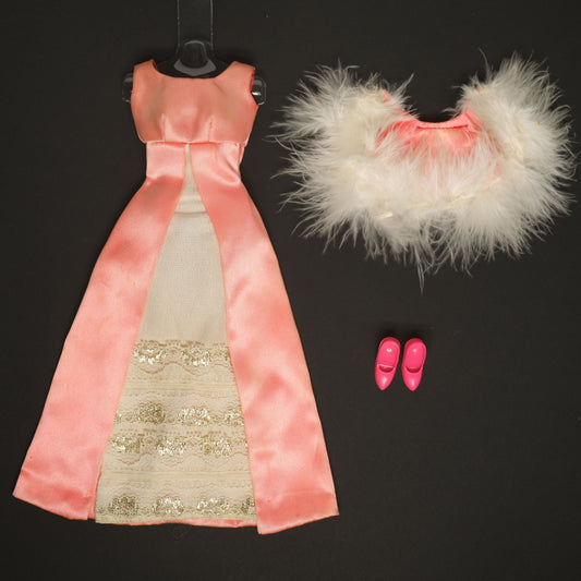 Mattel Barbie Red Fantastic Complete Set