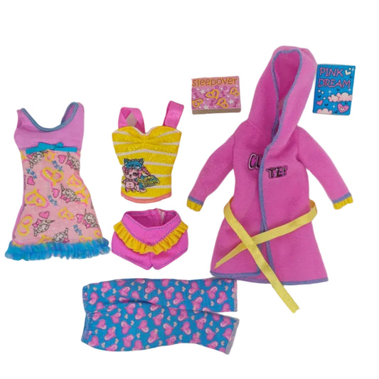 Mattel Barbie 2011 Barbie Fashionistas Sleepover 3-pack