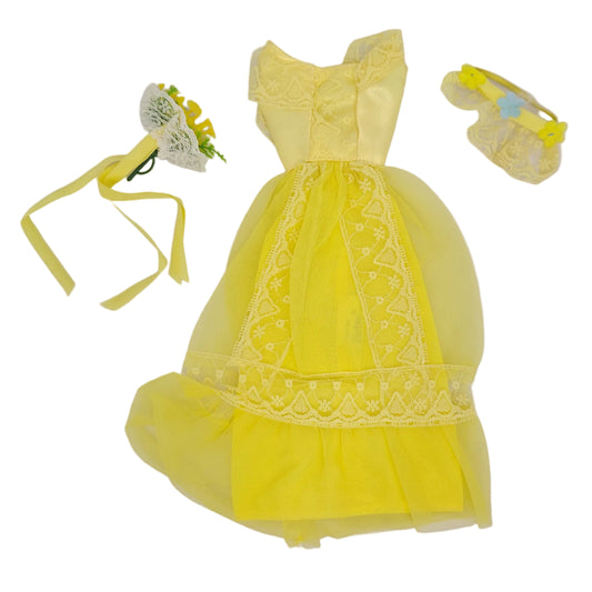 Mattel Barbie 1970s Wedding Party Fashions Bridesmaid Almost Complete Set