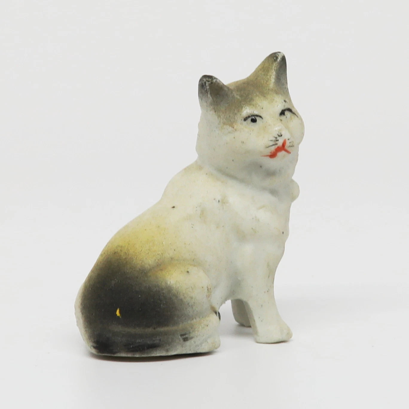 Vintage Ceramic Cat Japan 2" x 2"