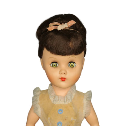 Unmarked 1960s 17" Vinyl  Brunette Teen Fashion doll