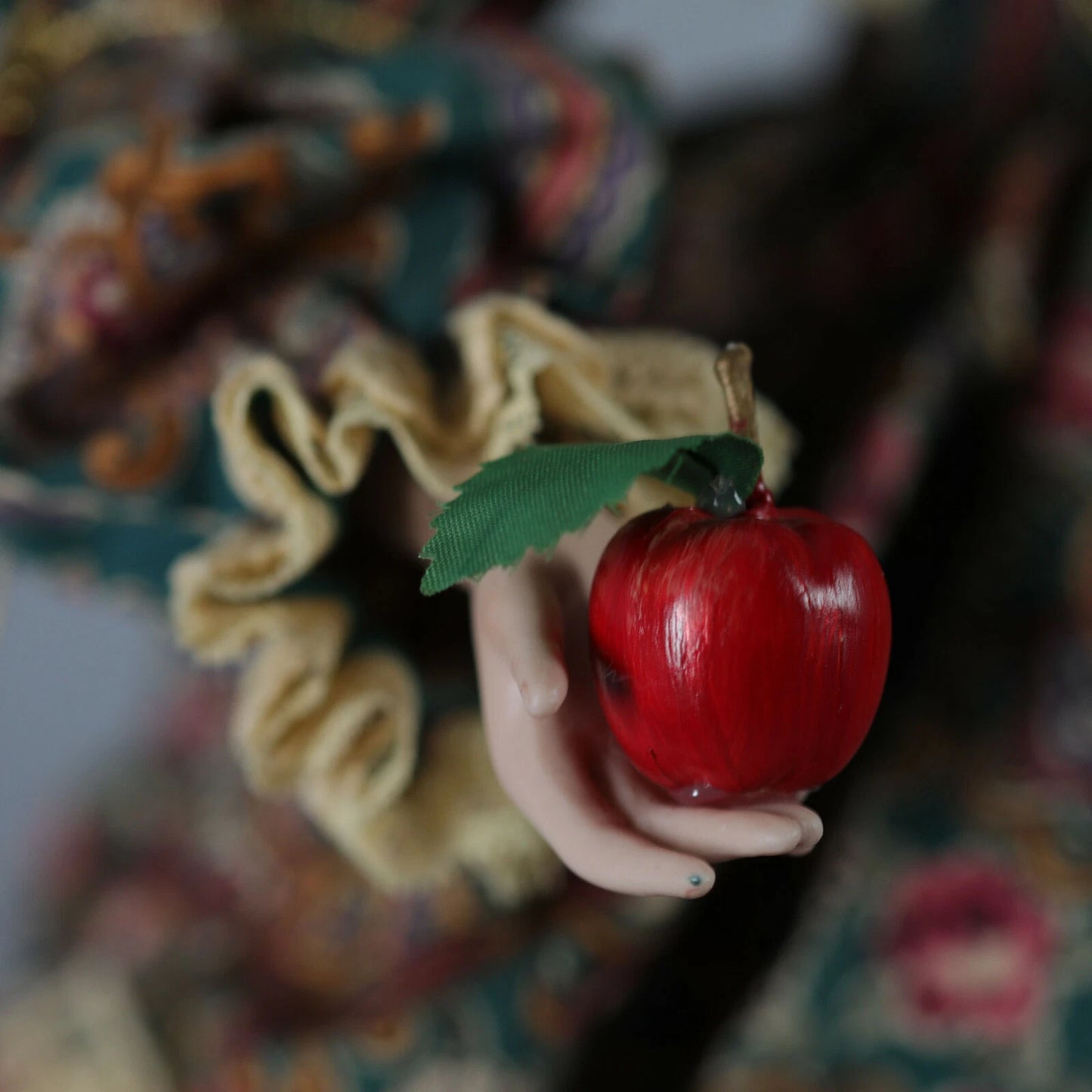 Disney Doll and Bear Convention 1993 OOAK Cindy McClure "Snow White" 27" doll