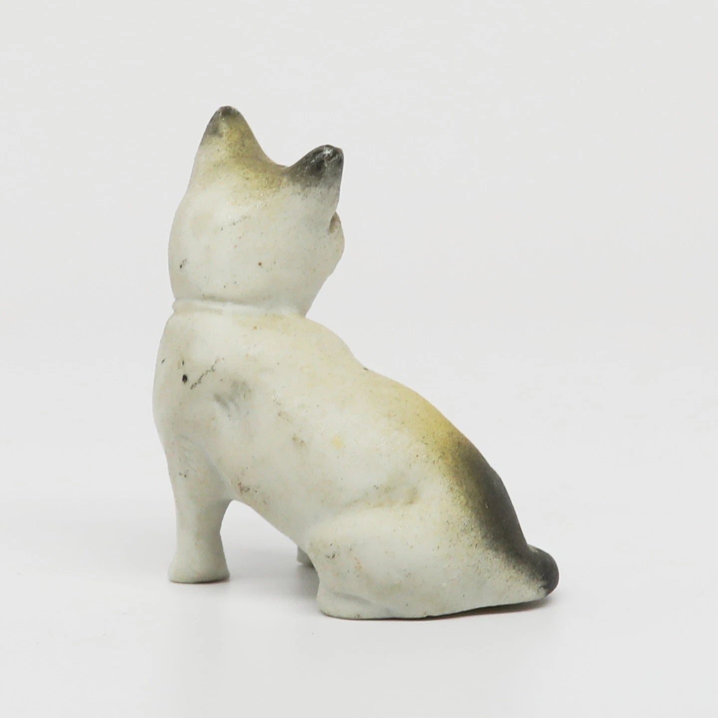 Vintage Ceramic Cat Japan 2" x 2"